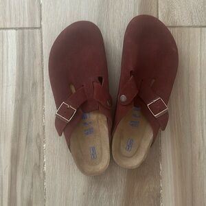 Birkenstock BostonSoft Footbed Maroon Suede Clogs